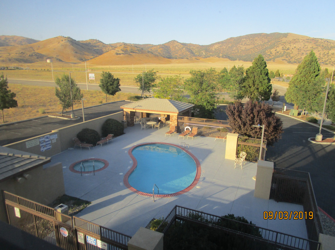 Holiday Inn Express & Suites Tehachapi Hwy 58/mill St. by IHG主图