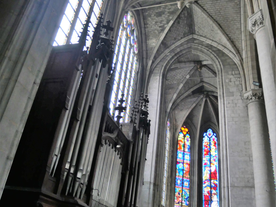 Eglise Saint Maurice-里尔必去景点