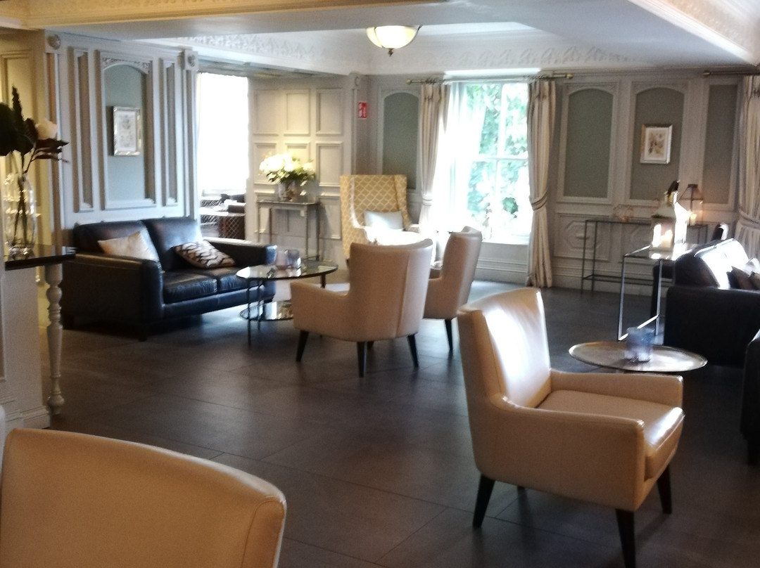 本拉缇城堡酒店主图