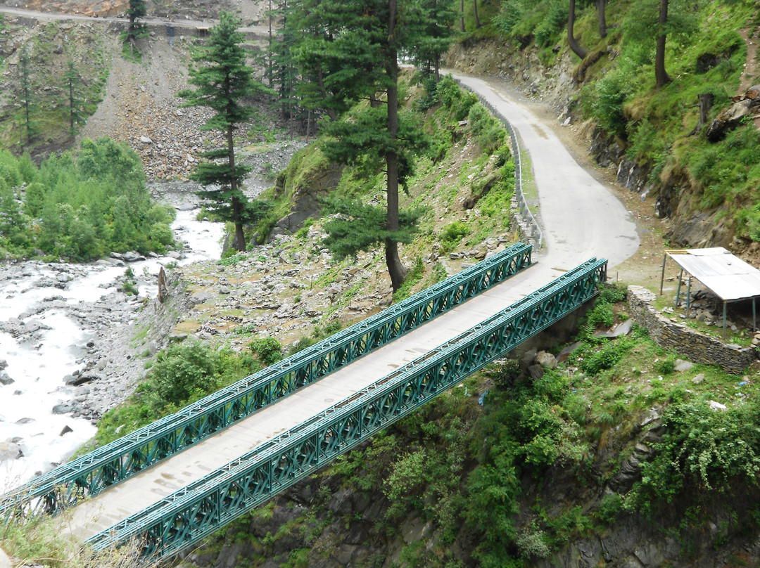 Hadsar Waterfall景点图片