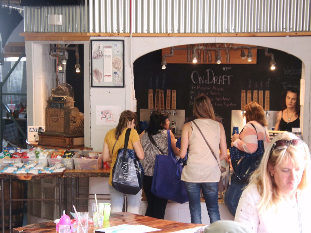 Dirty Water Distillery-普利茅斯必去景点