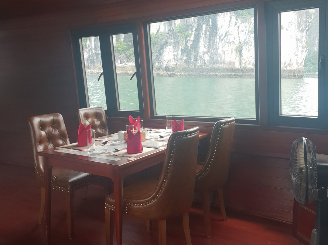 Amazing Halong-Ha Long City必去景点