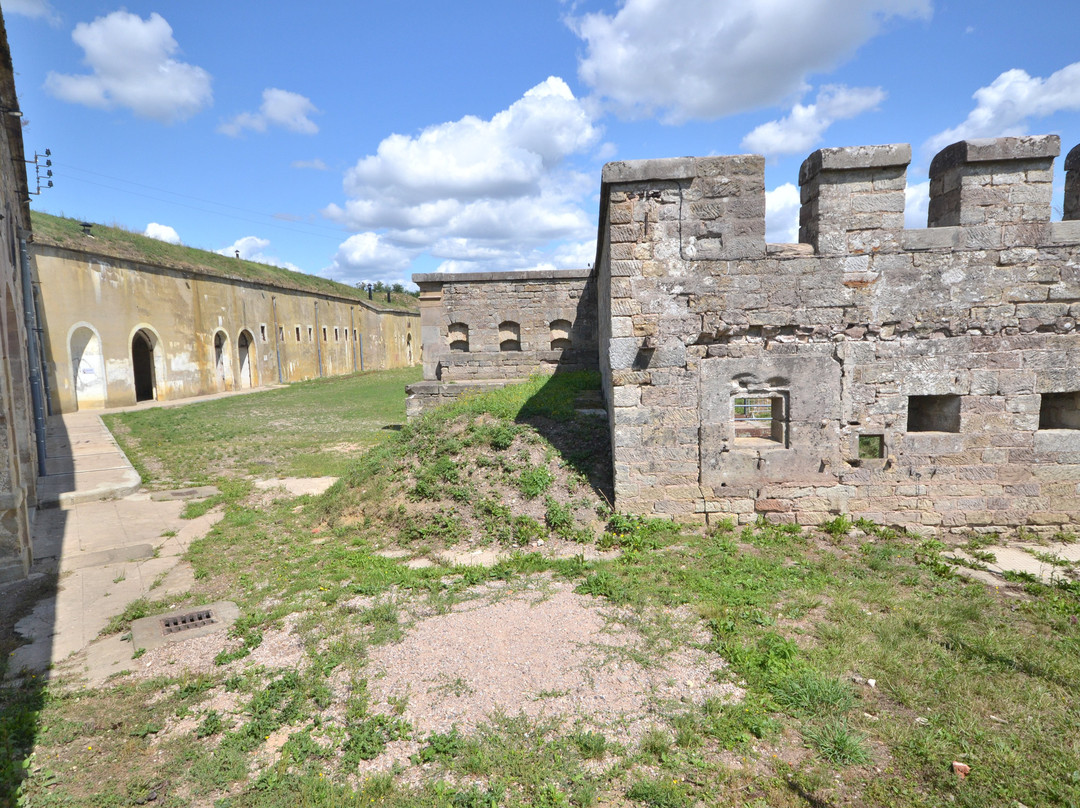 Fort De La Grande Haye景点图片