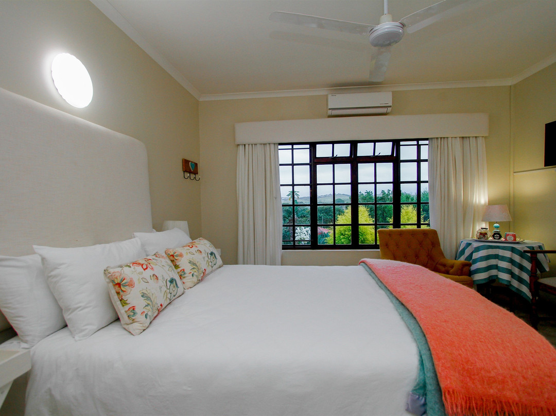 Salt Rock Manor Bed and Breakfast主图