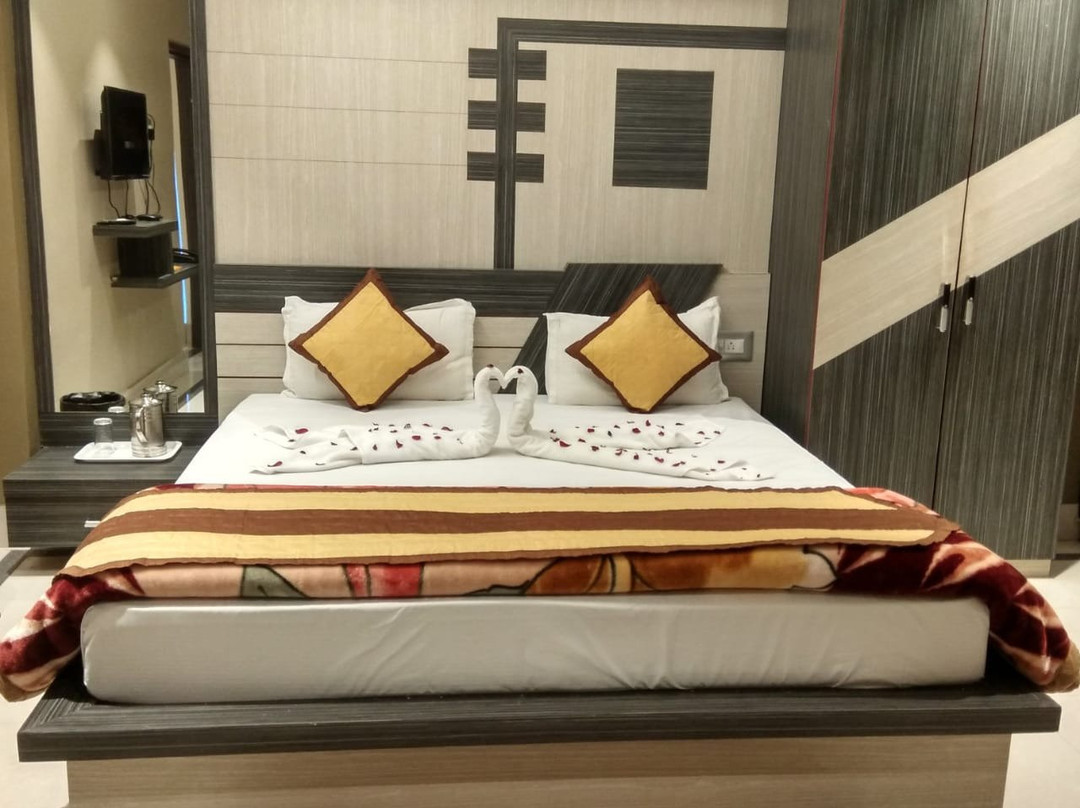 Oishi Plaza Hotel & Banquets主图