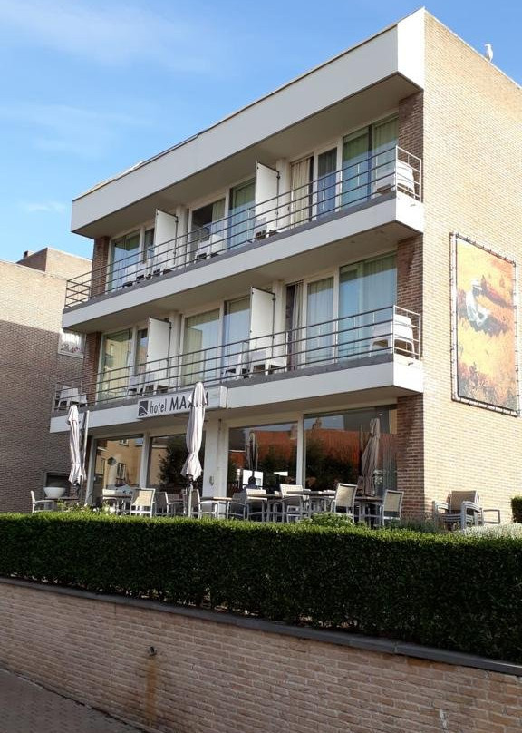 马克西姆酒店主图