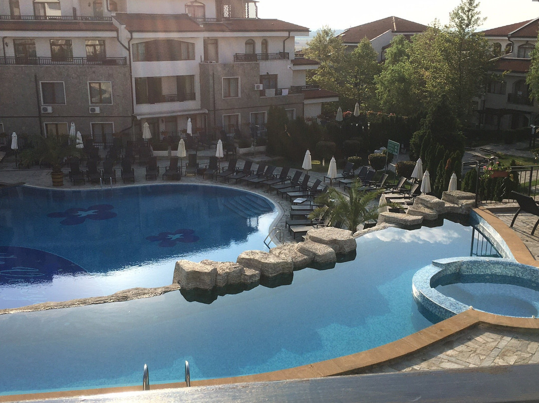 The Vineyards Resort主图