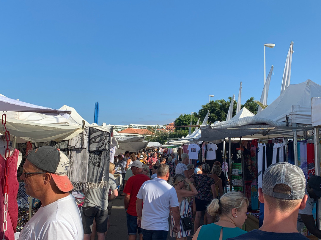 Mercadillo De Costa Adeje-奥德杰海岸必去景点