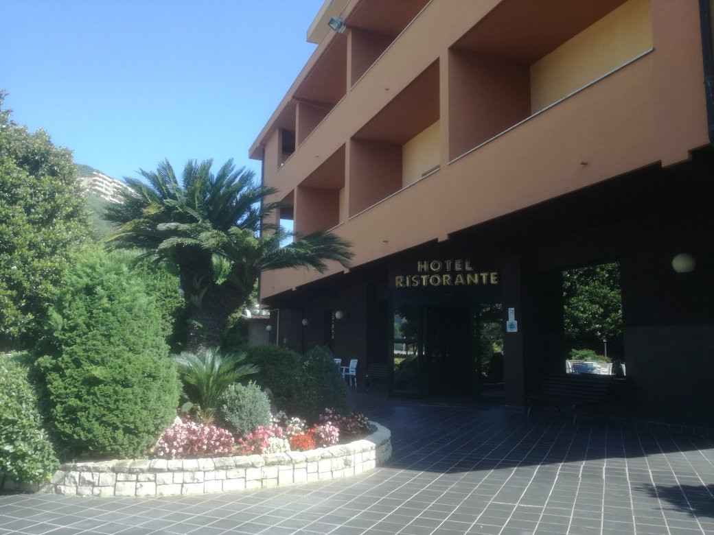 Sunny Palace Hotel主图