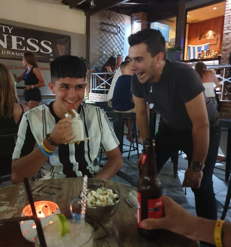 Smile Cocktail Bar-Café-提斯里菲必去景点