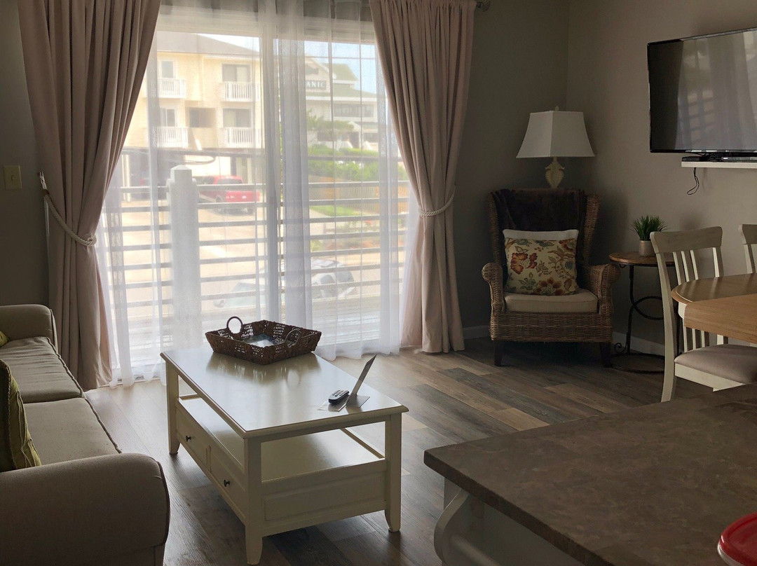 Sandpeddler Inn & Suites主图