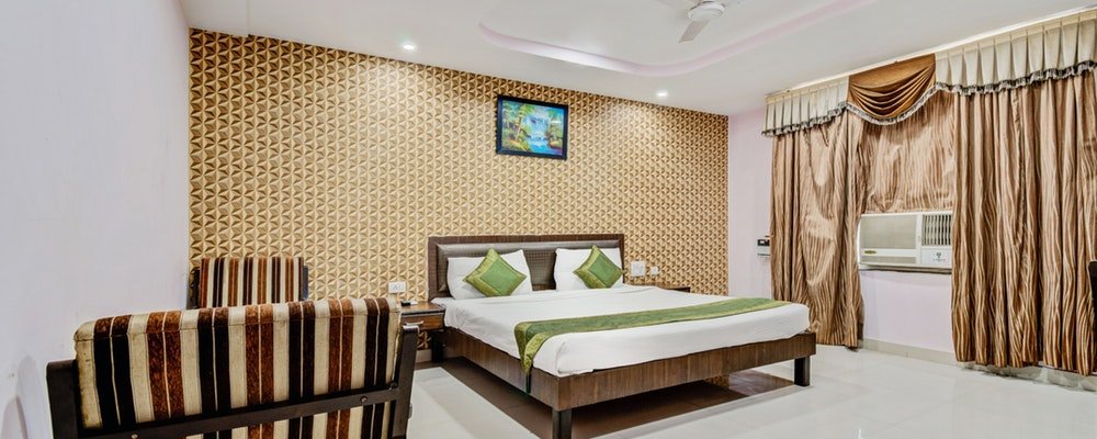 OYO 8177 Hotel Silver Oak-官方