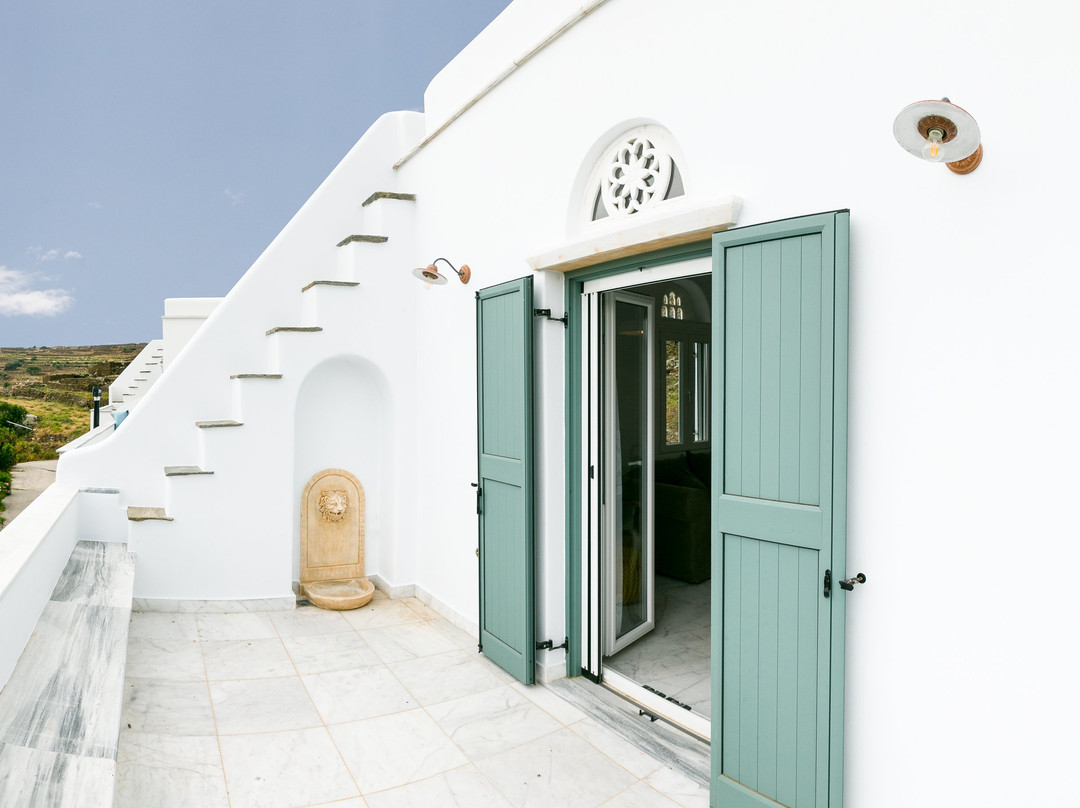 Imarkellis Boutique Villas主图