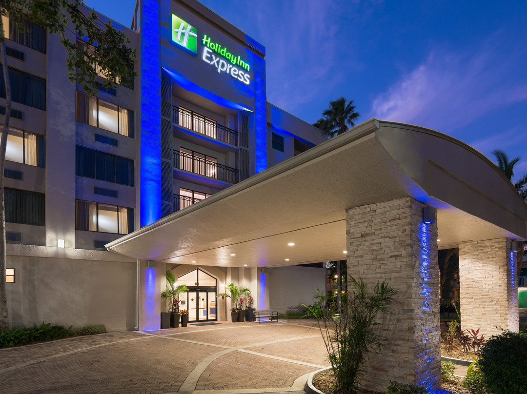 Holiday Inn Express & Suites Ft. Lauderdale-plantation By IHG主图