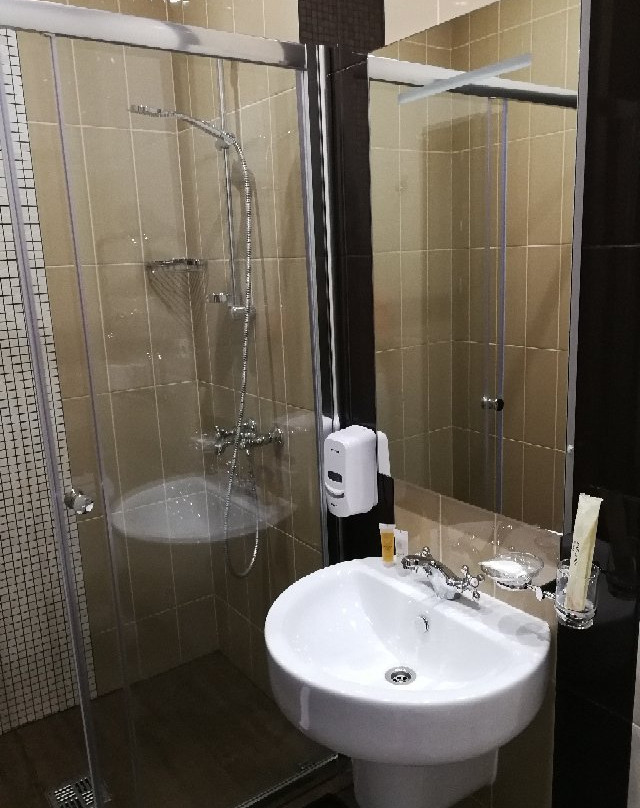 Silver House Hotel主图