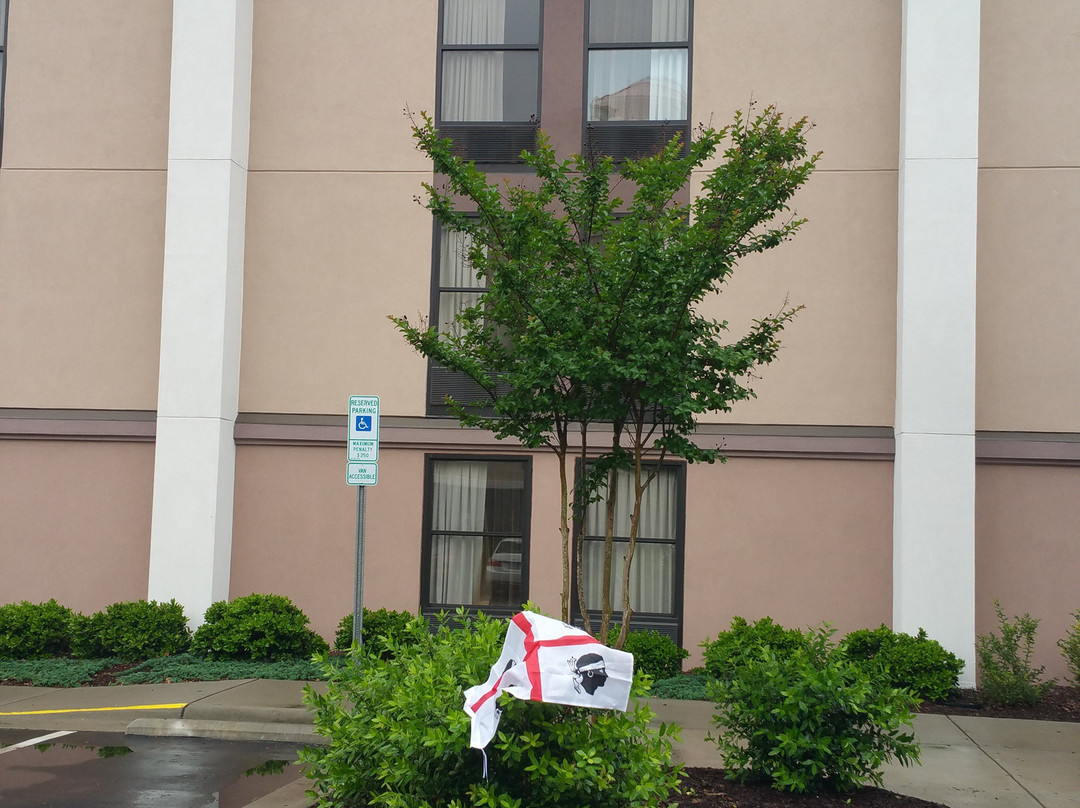 Hampton Inn Raleigh Durham Airport主图