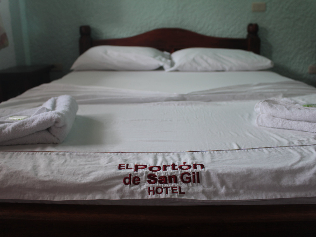 Hotel El Porton de San Gil主图