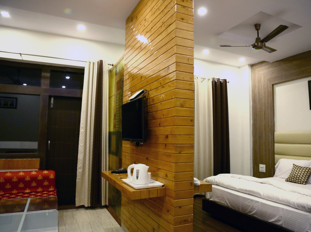 Tavisha Kanatal Hills Chamba主图