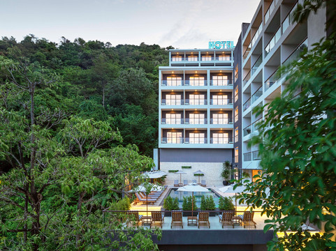 普吉岛艾康酒店主图