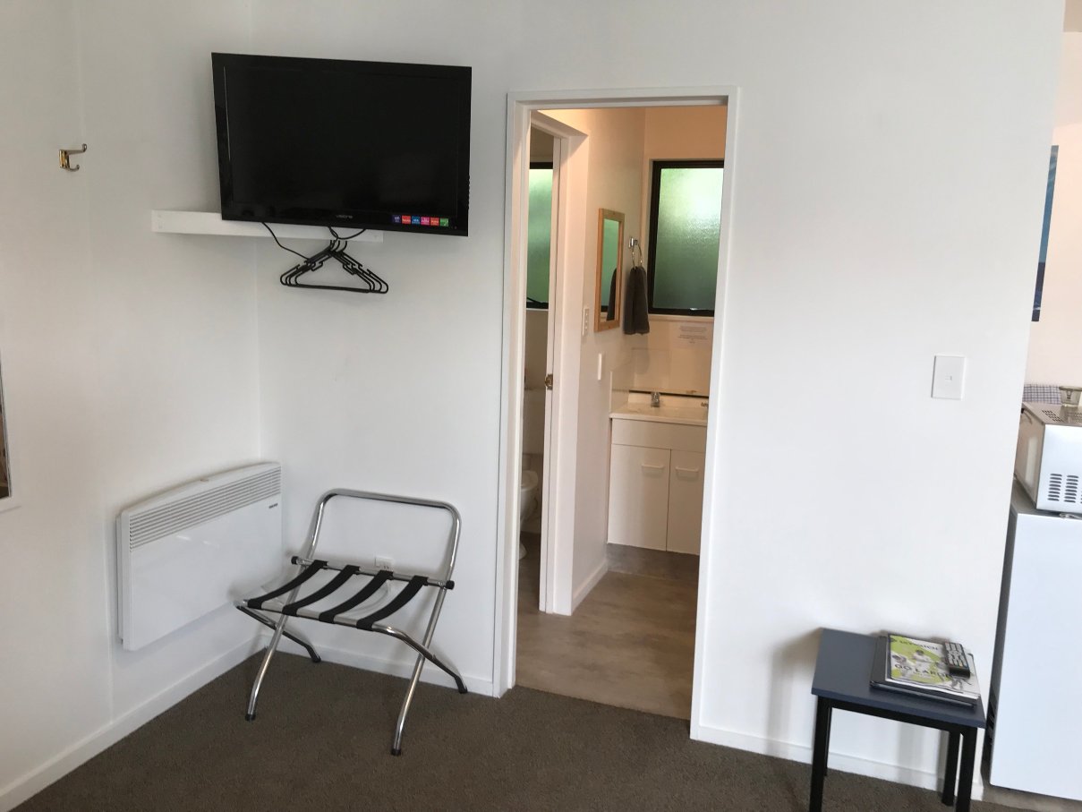 高山景观汽车旅馆-浴室