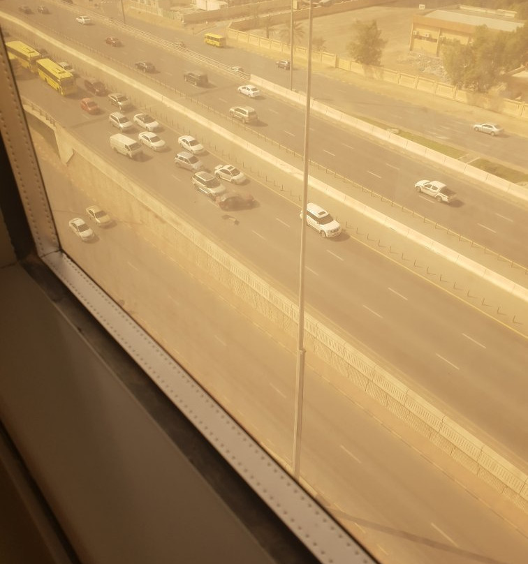 Ewan Ajman Suites Hotel主图