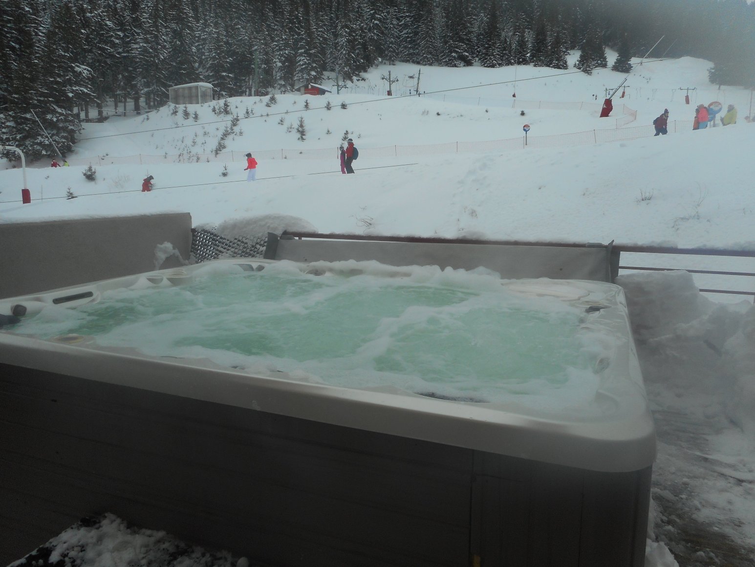 L'Escale (accès en télécabine)-泳池