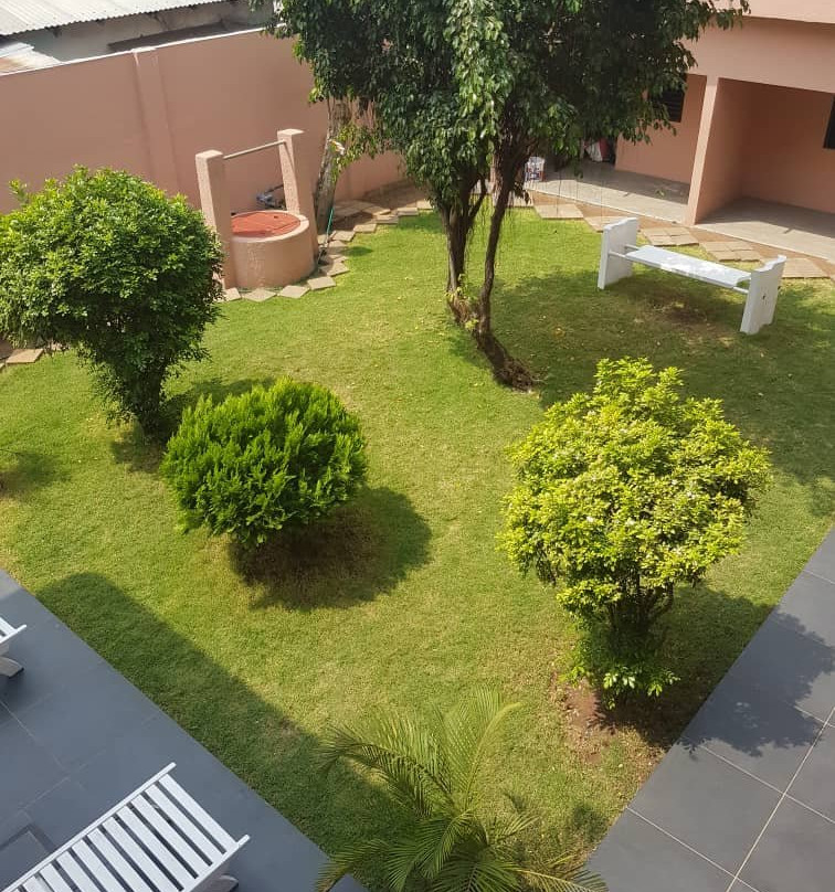 Maison Rouge Cotonou主图