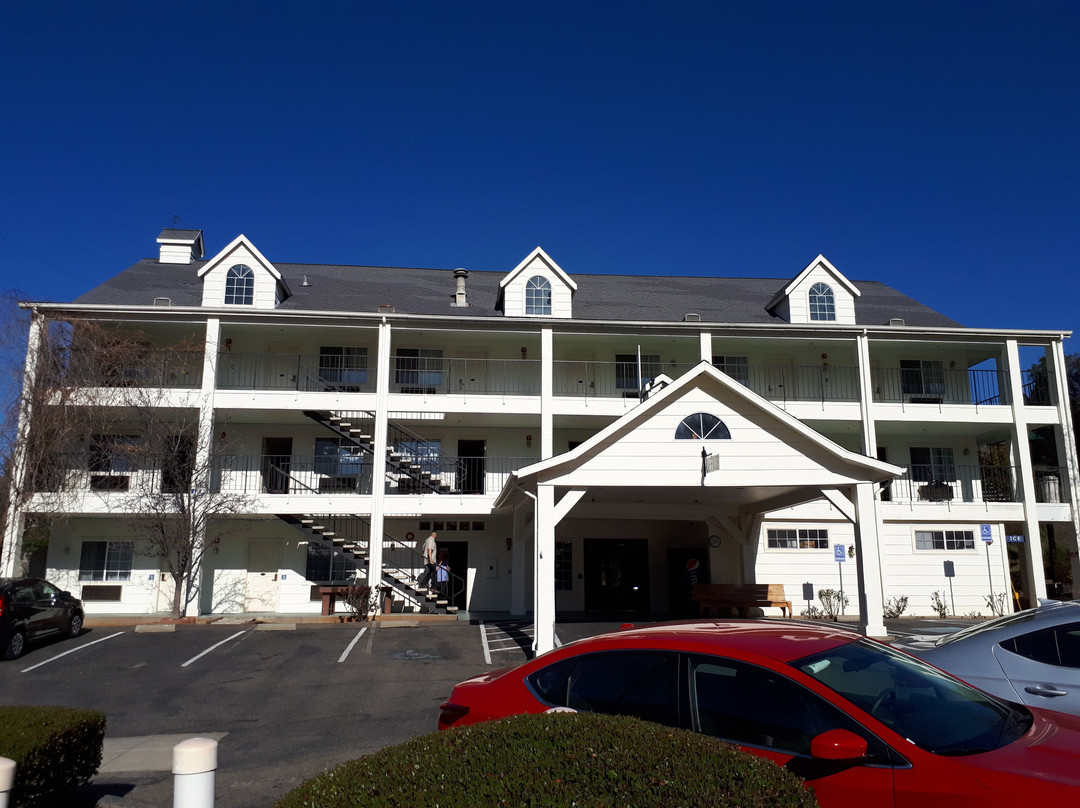 优胜美地山谷休闲康福特茵酒店主图