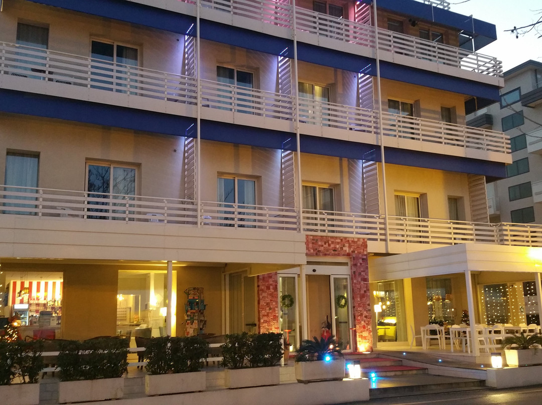 拉蒙萝莎酒店主图