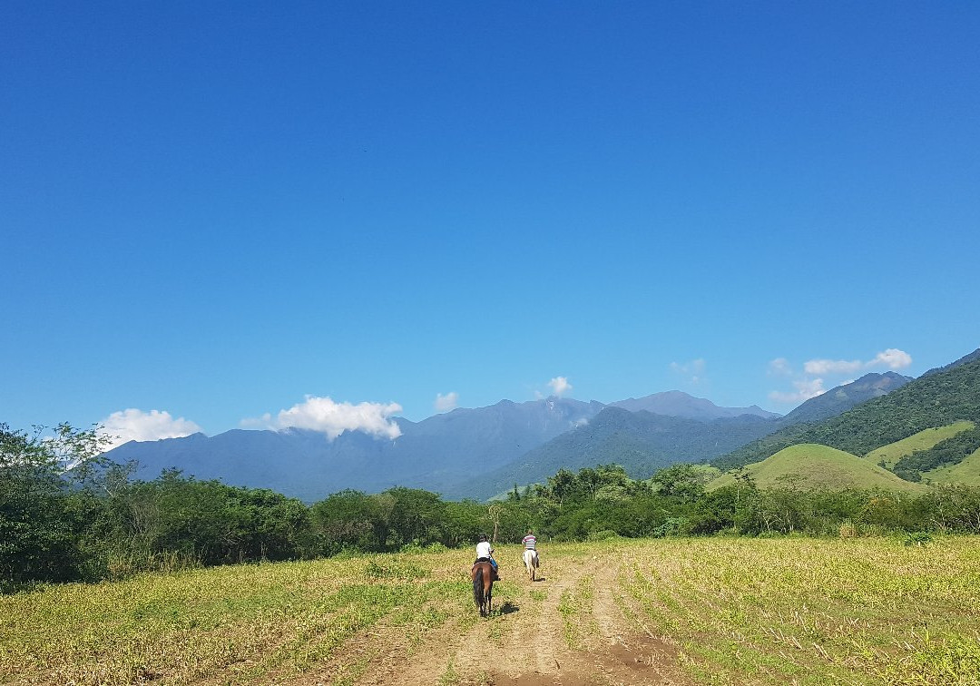 Racho Capelinha-Penedo必去景点