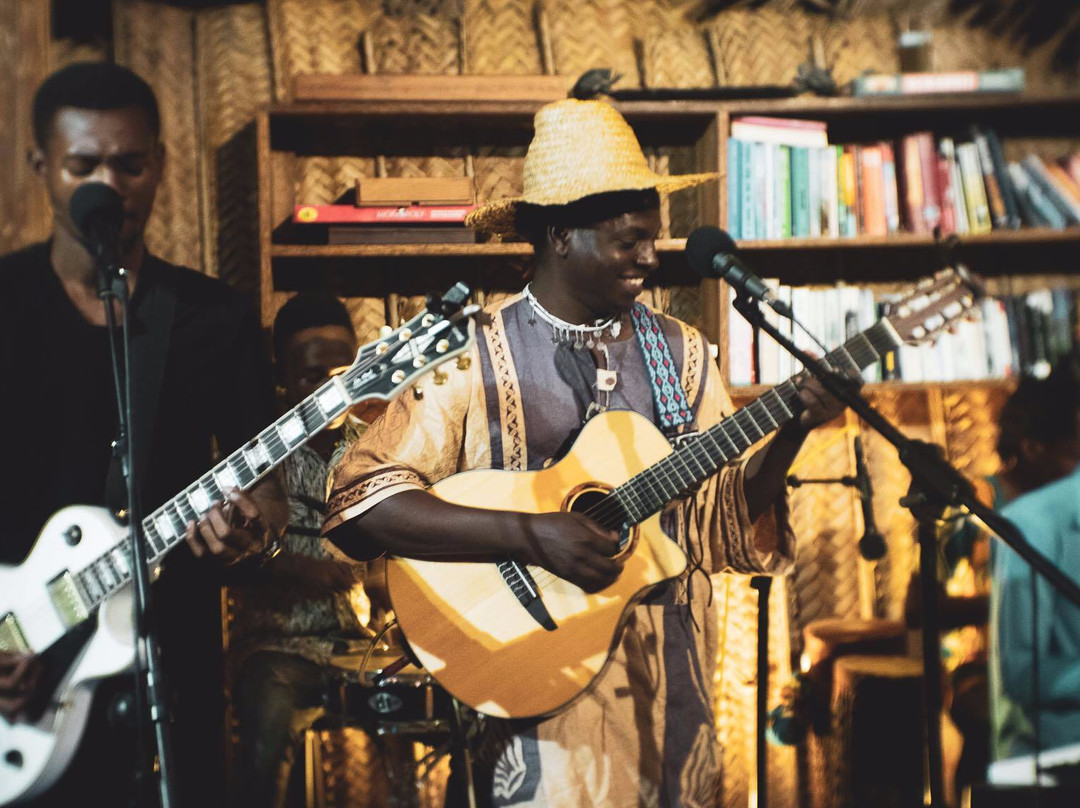 Bandas Live Music-Matemwe必去景点