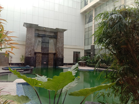 方舟塔酒店主图