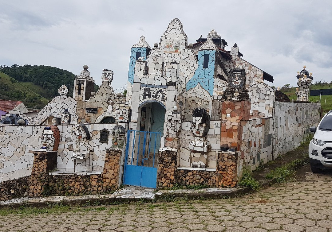 Capela Nhá Chica-Sao Lourenco必去景点