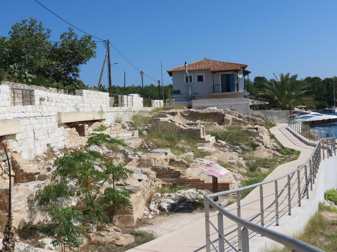 Roman Cemetery of Fiskardo景点图片