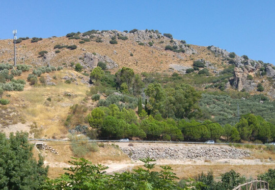 Cuevas del Becerro Town-Cuevas del Becerro必去景点