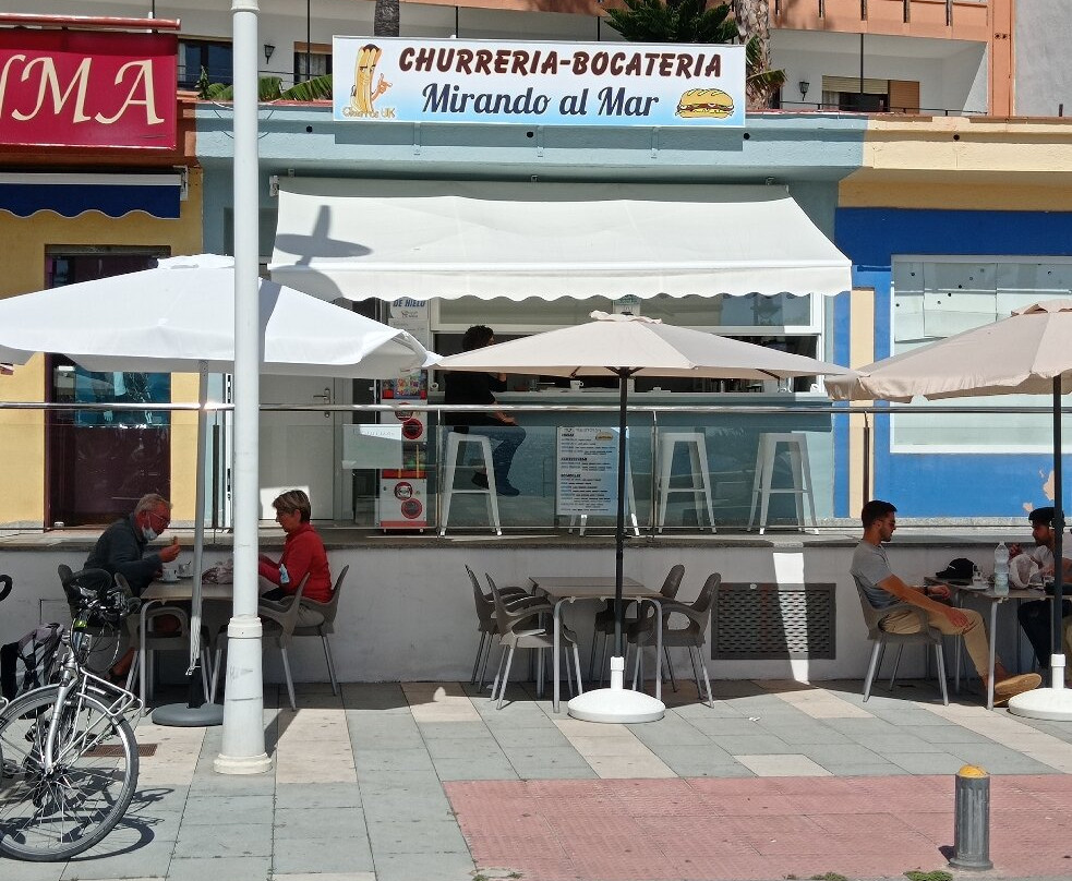 Churrería Bocatería Mirando Al Mar