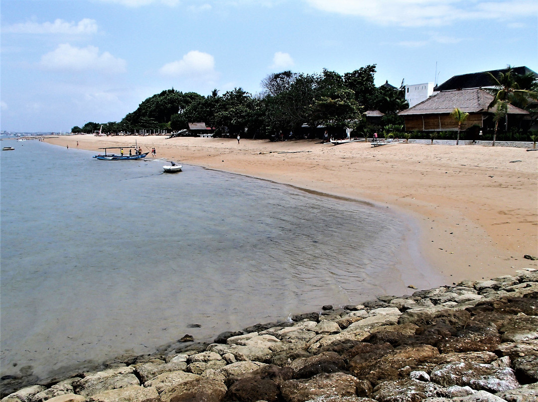 Karang Beach景点图片