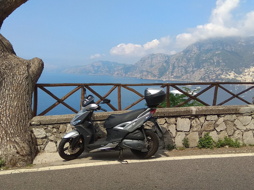 CF Noleggio Scooter景点图片