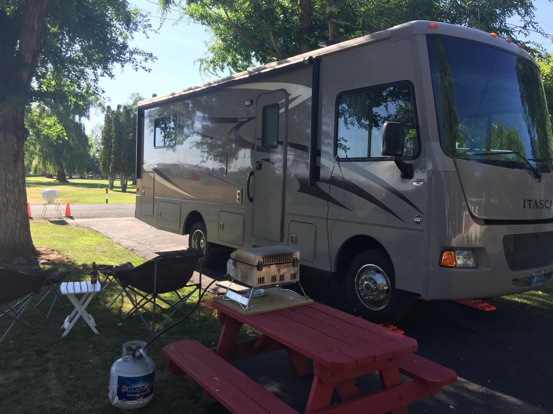 Sully's RV Park