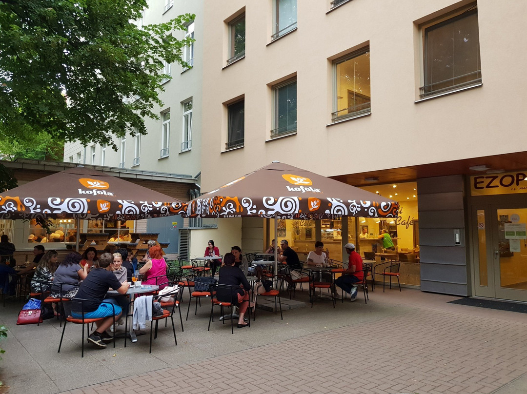 Shanti Shanti Café