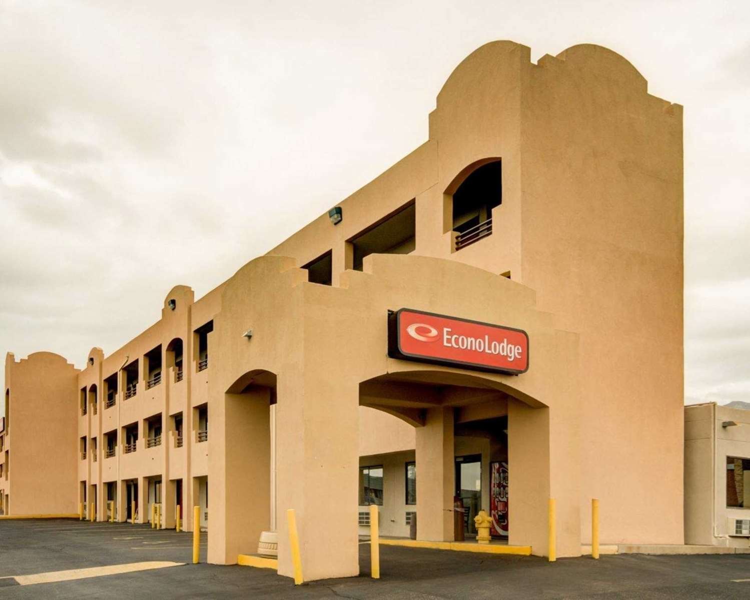 Econo Lodge East-官方