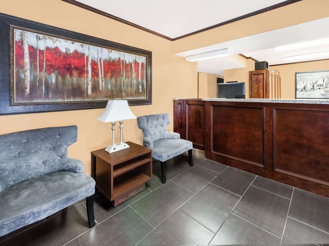 Super 8 by Wyndham Midwest City OK主图