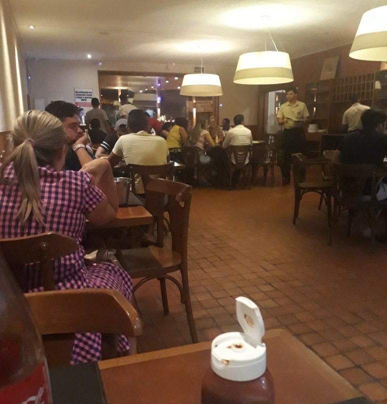 Cajazeiras餐馆和美食-Donna Tarandella