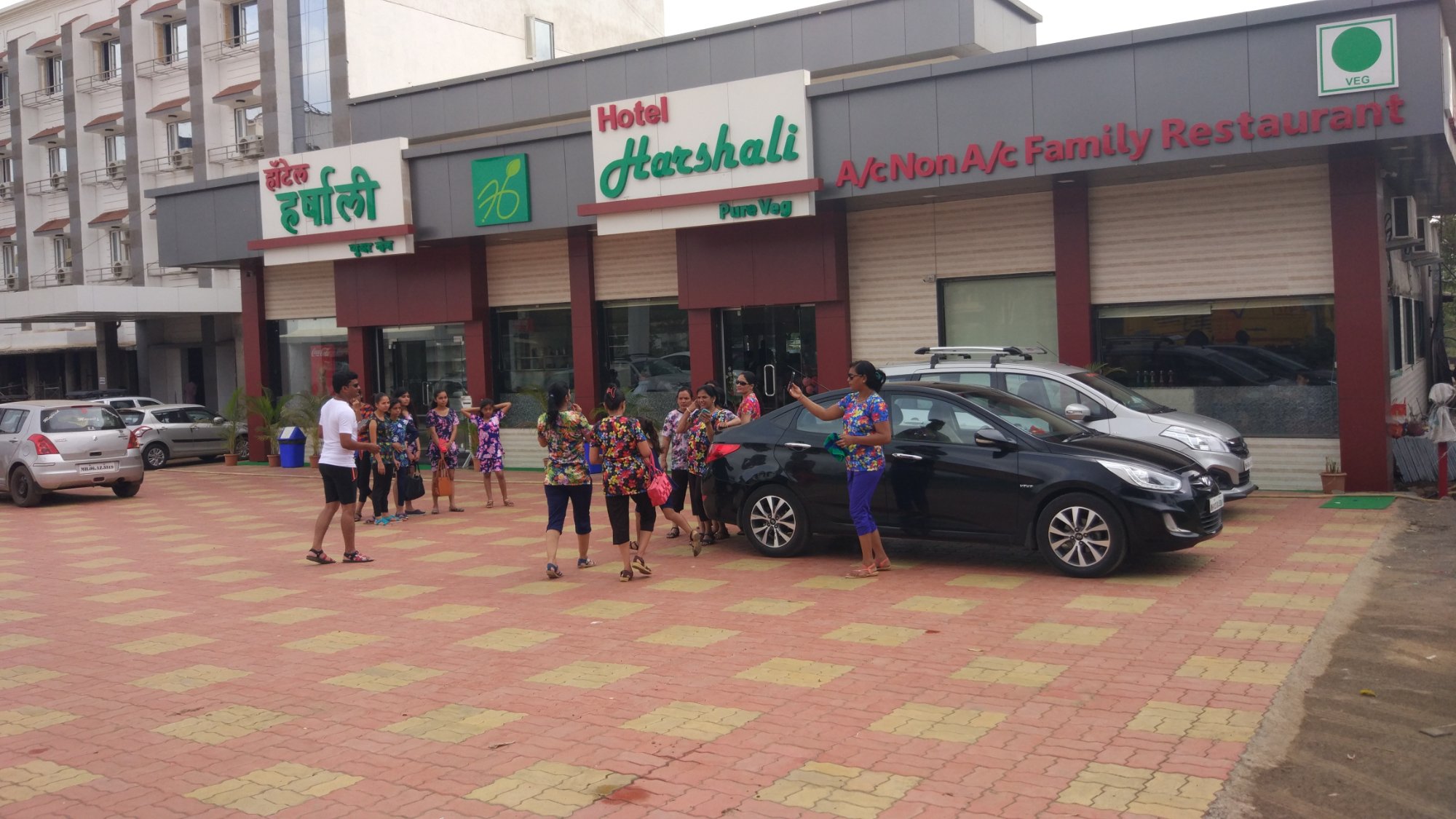 Hotel Harshali Residency-餐饮
