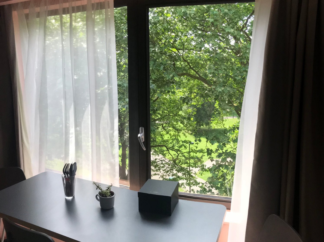 Room2 Southampton Hometel主图
