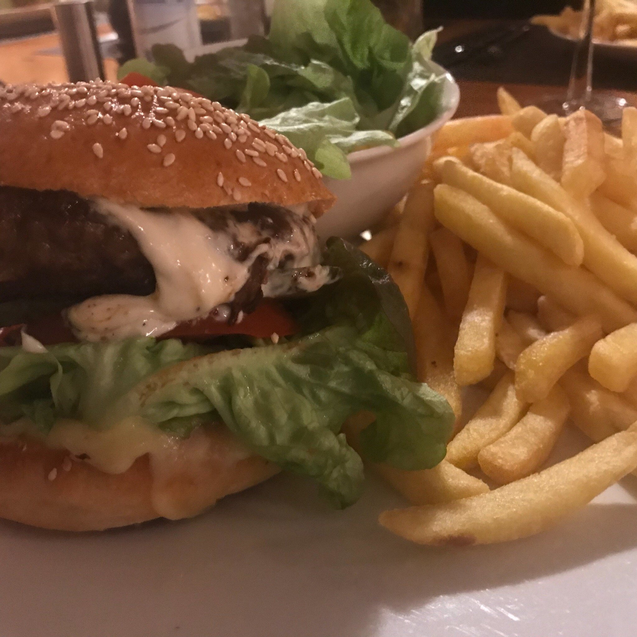Edelweiss-餐饮