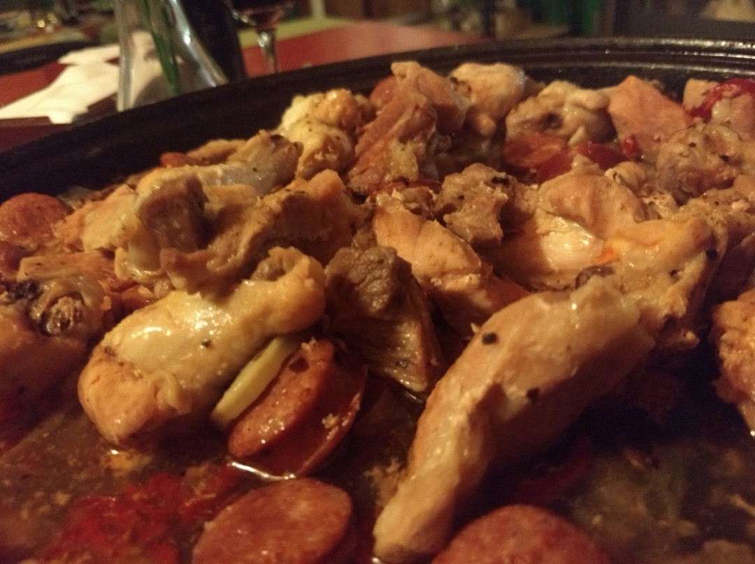 Paredones餐馆和美食-El Arriero