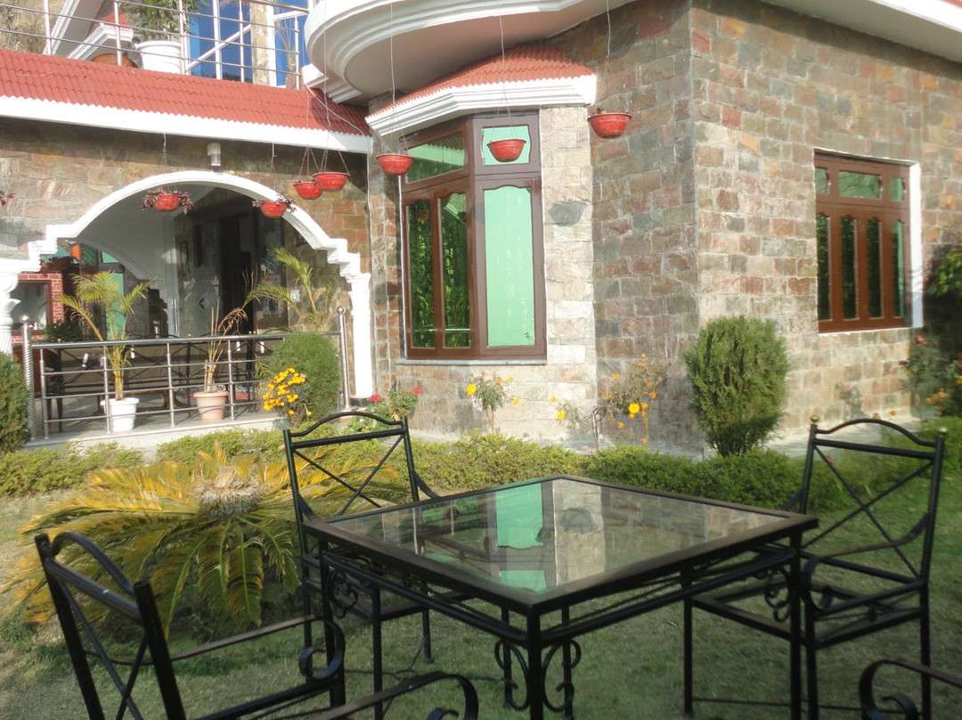 Hotel Niharika Palace主图