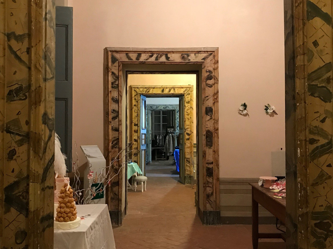 Palazzo Brunetti Candiotti-福利尼奥必去景点