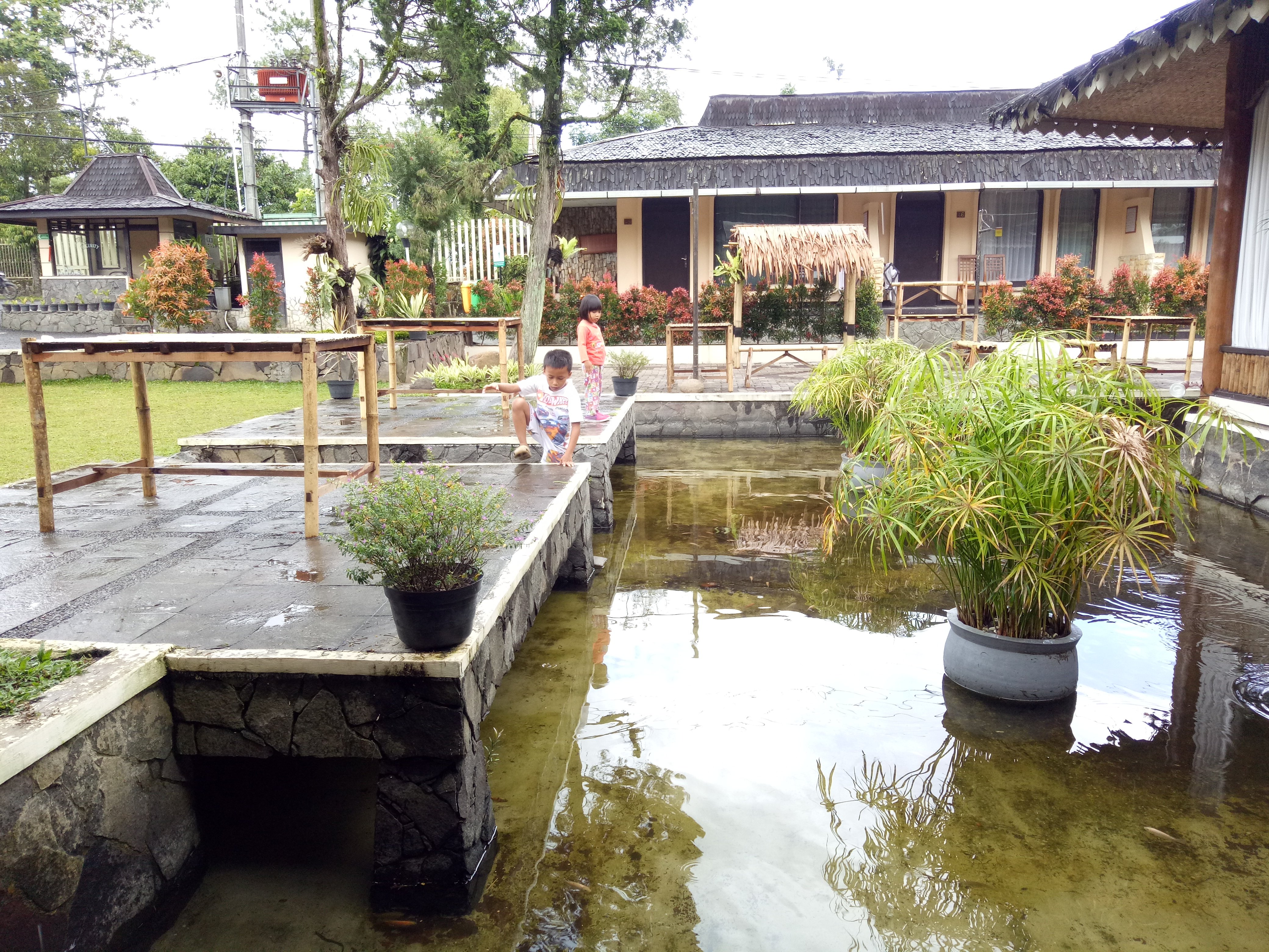 Sindang Reret Hotel & Restaurant Ciwidey-浴室